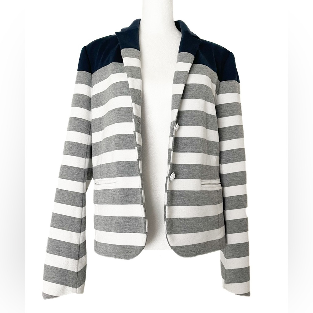 Gap “The Academy” Women’s Fitted Schoolboy Blazer